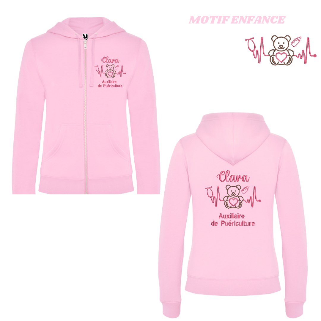 Sweat zip rose pastel soignant personnalisé